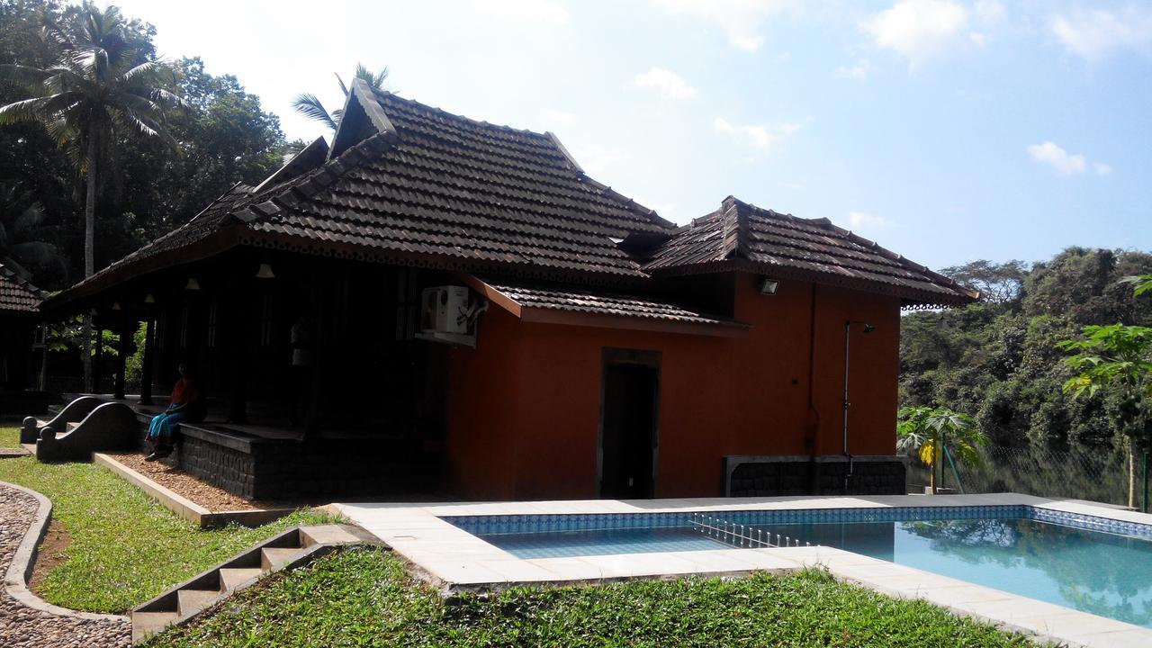7Th Heaven Resorts Kochi 外观 照片